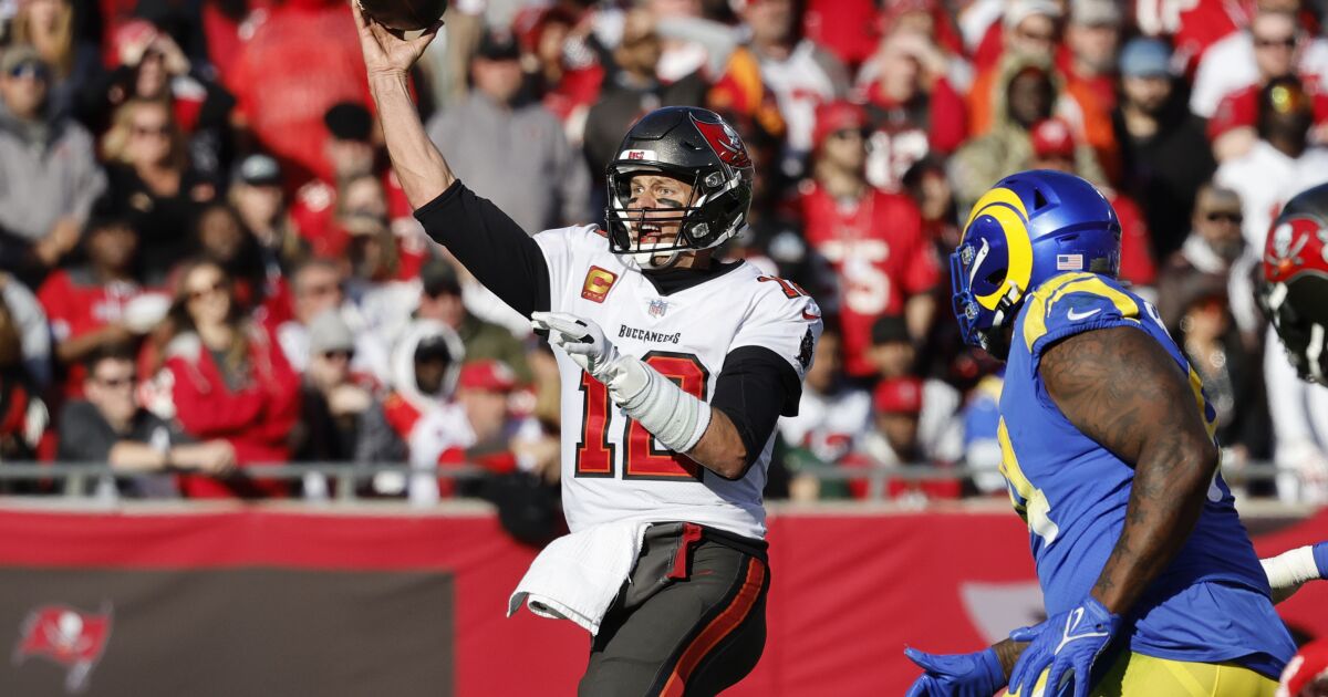 RamsBucs gli ultimi due campioni del Super Bowl si scontrano in un